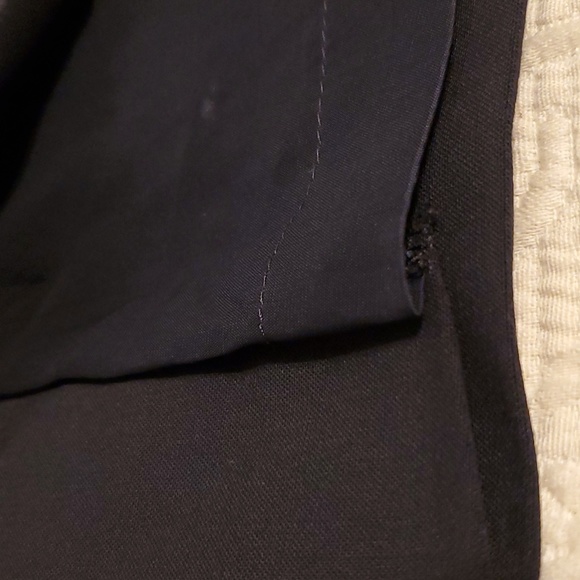 💥Hugo Boss Wool Skirt - Picture 14 of 16